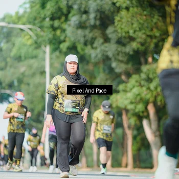Runner Photo 6912113
