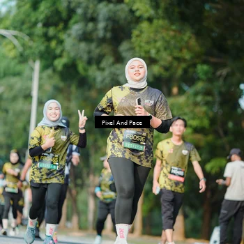 Runner Photo 6912120