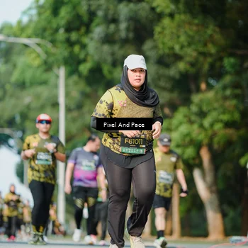 Runner Photo 6912123