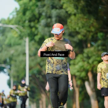 Runner Photo 6912132