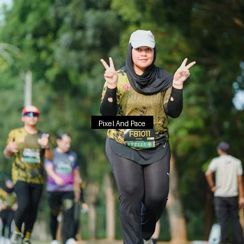 Runner Photo 6912133