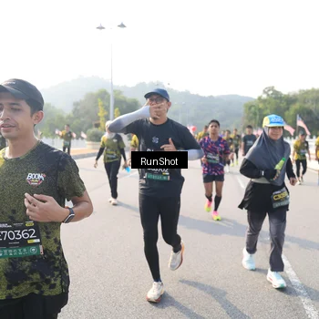 Runner Photo 6912155