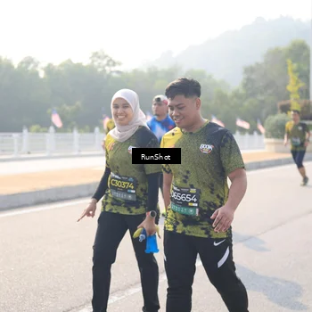 Runner Photo 6912236
