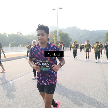 Runner Photo 6912248