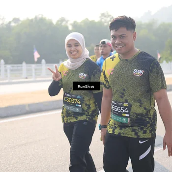 Runner Photo 6912271