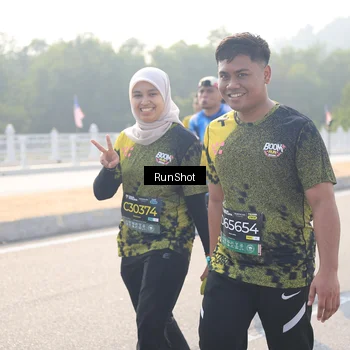 Runner Photo 6912277