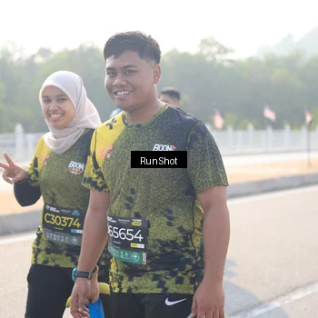 Runner Photo 6912290