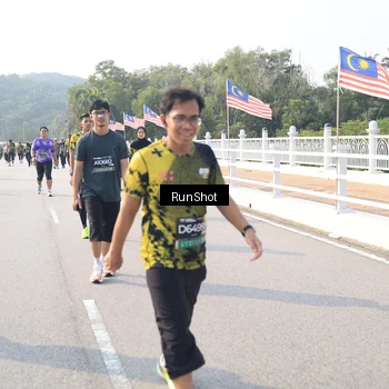 Runner Photo 6912331