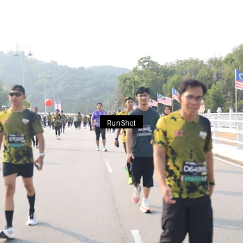 Runner Photo 6912336