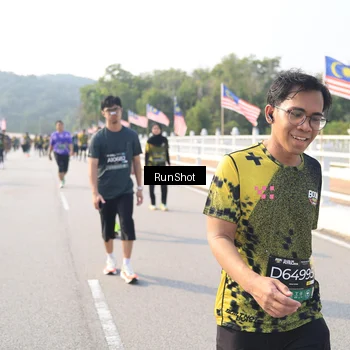Runner Photo 6912344