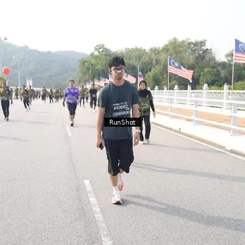 Runner Photo 6912375