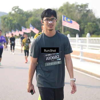 Runner Photo 6912388