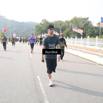 Runner Photo 6912390