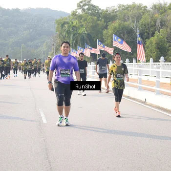 Runner Photo 6912411