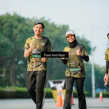 Runner Photo 6912419