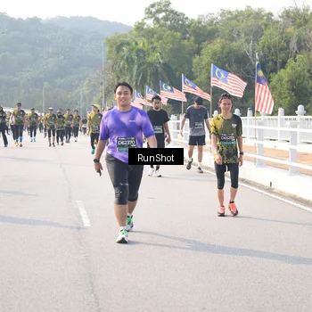 Runner Photo 6912426