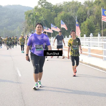 Runner Photo 6912441