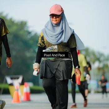 Runner Photo 6912443