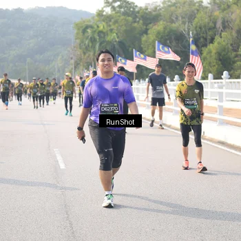 Runner Photo 6912445