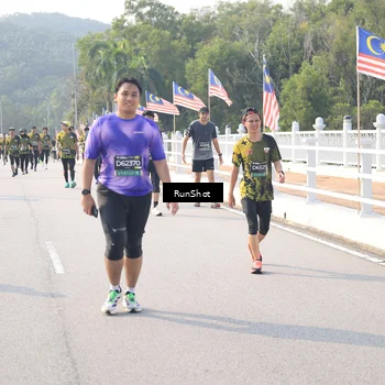 Runner Photo 6912447