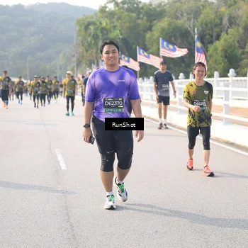 Runner Photo 6912450