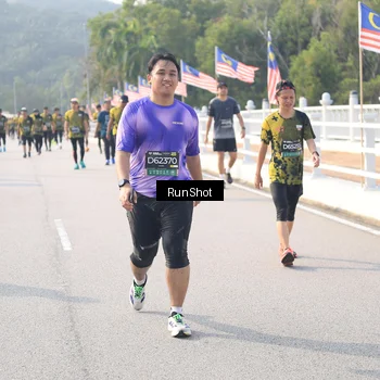 Runner Photo 6912457