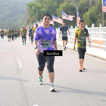 Runner Photo 6912462