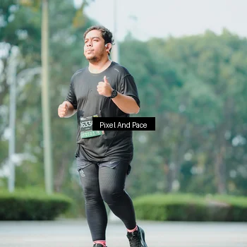 Runner Photo 6912487