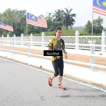 Runner Photo 6912555