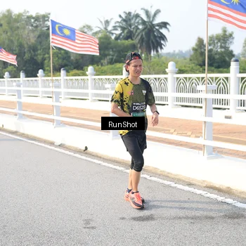 Runner Photo 6912566