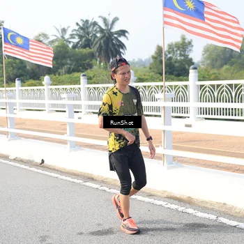 Runner Photo 6912577