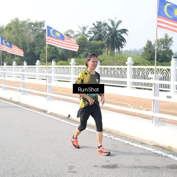 Runner Photo 6912596