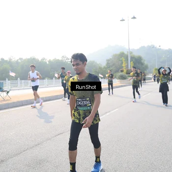 Runner Photo 6912622