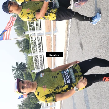 Runner Photo 6912723