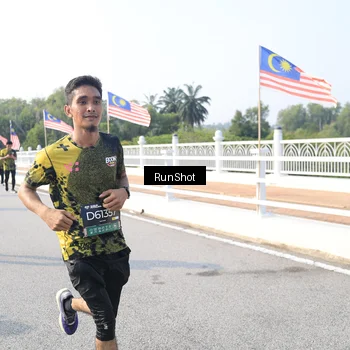 Runner Photo 6912758