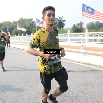 Runner Photo 6912765