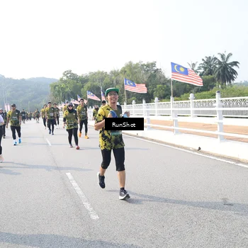 Runner Photo 6912774