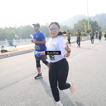 Runner Photo 6912876