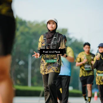 Runner Photo 6912879