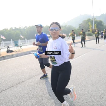 Runner Photo 6912886