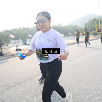 Runner Photo 6912889