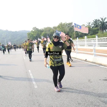 Runner Photo 6912913