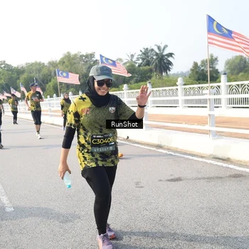 Runner Photo 6912929
