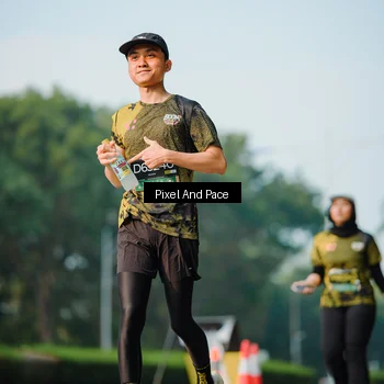 Runner Photo 6913173