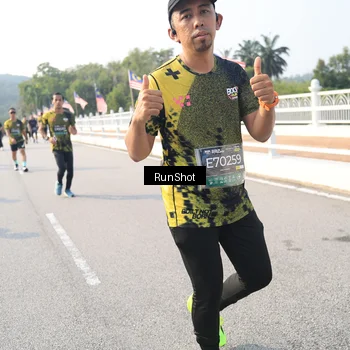 Runner Photo 6913178