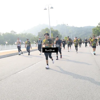 Runner Photo 6913189