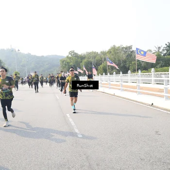 Runner Photo 6913281