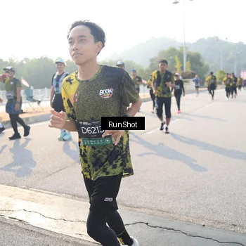 Runner Photo 6913340