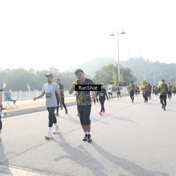 Runner Photo 6913361