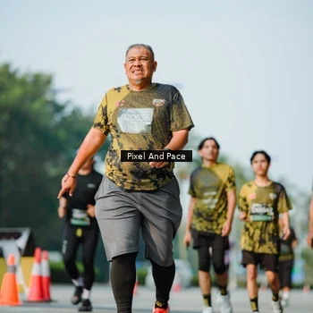 Runner Photo 6913399
